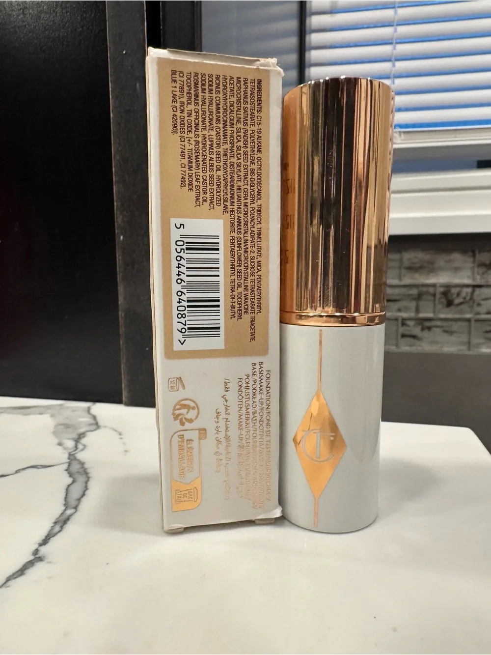 Charlotte Tilbury Unreal Skin Sheer Glow Tint Hydrating Foundation Stick – 5 Med